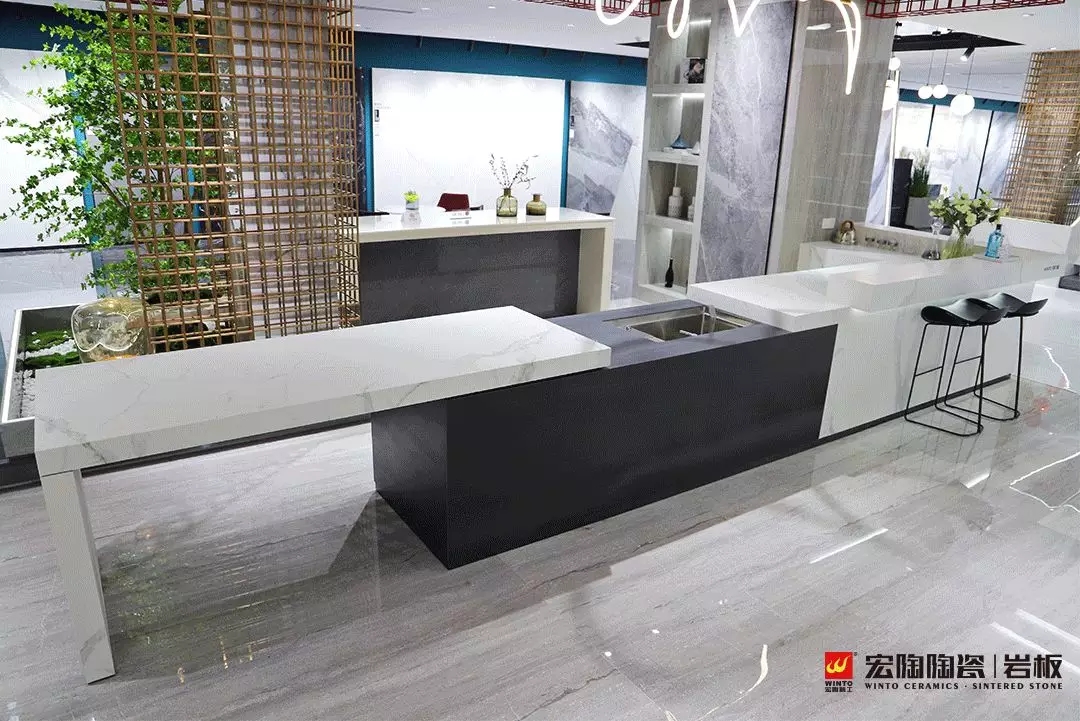 伟德BETVLCTOR1946始于英国岩板智控平移岛台桌图片