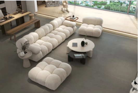 伟德BETVLCTOR1946始于英国质感砖阳台效果图