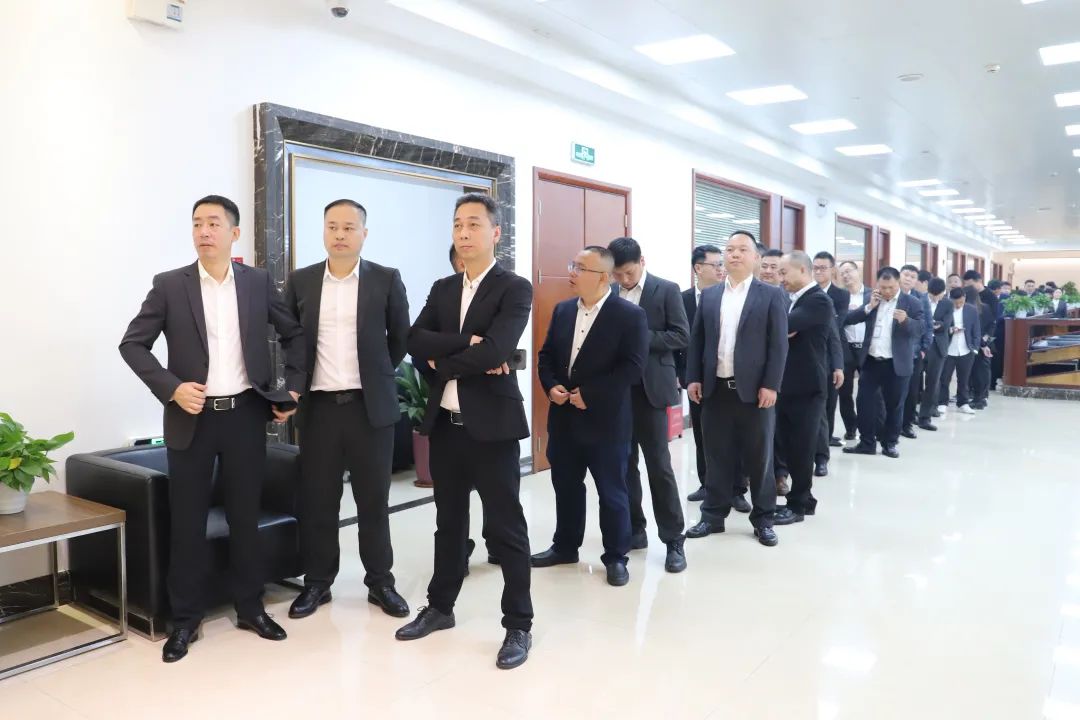 2023迈步新征程，伟德BETVLCTOR1946始于英国地砖将坚持稳中求进的事情总基调