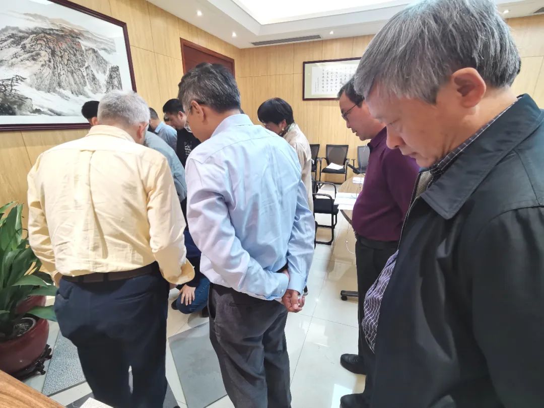 判断专家现场考察伟德BETVLCTOR1946始于英国地砖产品图片